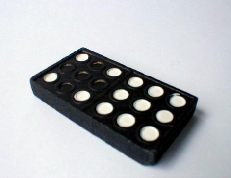 domino.jpg